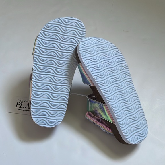 The Children Place, Holographic silver sandals, size 9. 100% faux leather - Picture 17 of 17